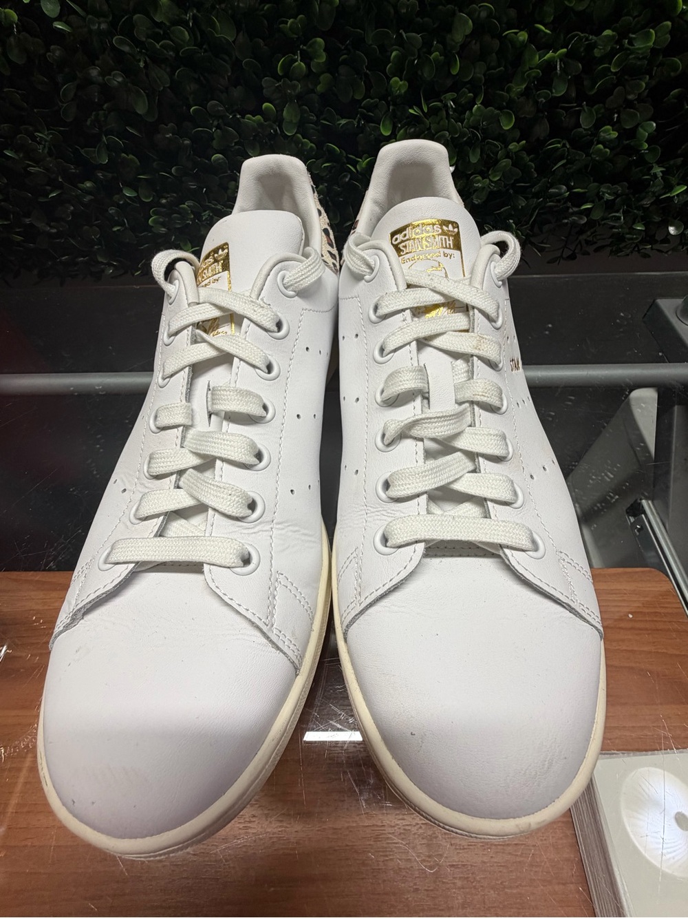 adidas White Stan Smith Sneakers with Leopard Heel Tab EUC - Picture 2 of 9